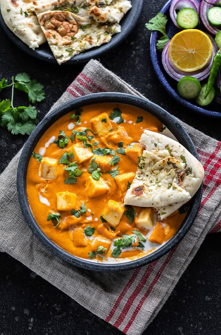 Paneer Curry with Garlic Naan