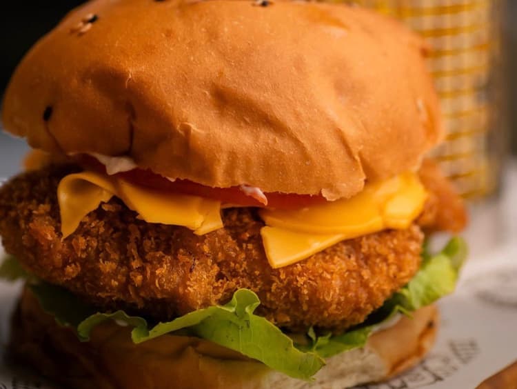 Crispy Chicken Burger