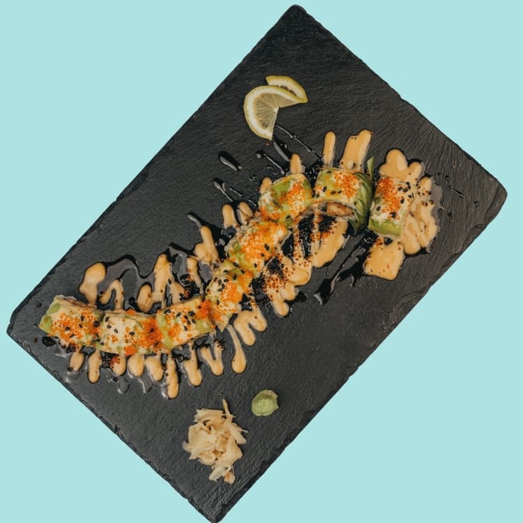 Dynamite Prawn Roll