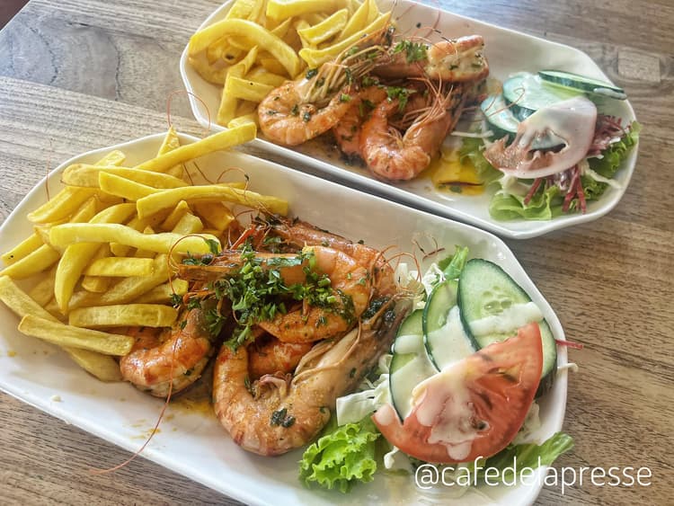 PRAWNS AU BEURRE D'AIL