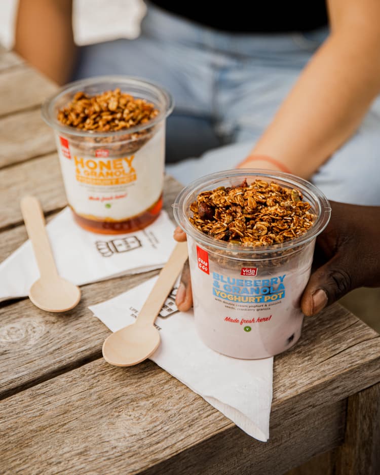 Break Fast Cup Blue Berry