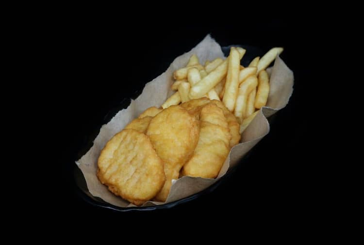 Kid's Chicken Nuggets (6pcs)