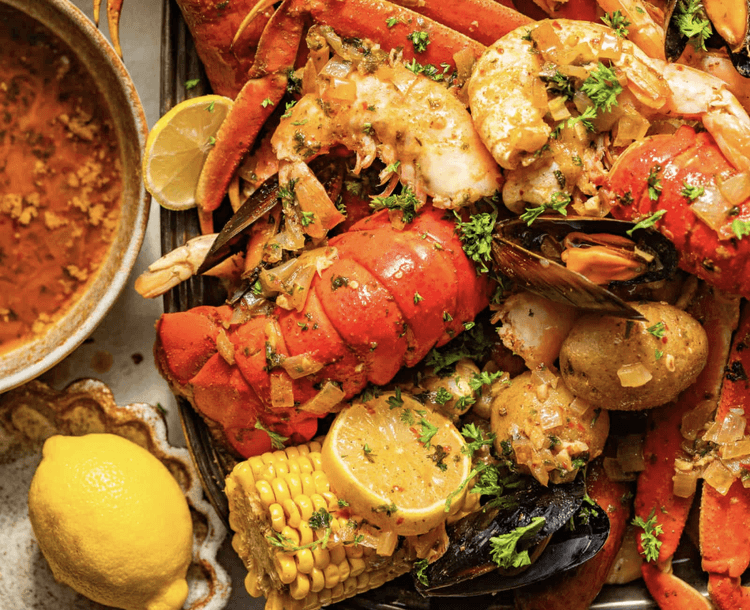 The Ultimate Seafood Boil - Family