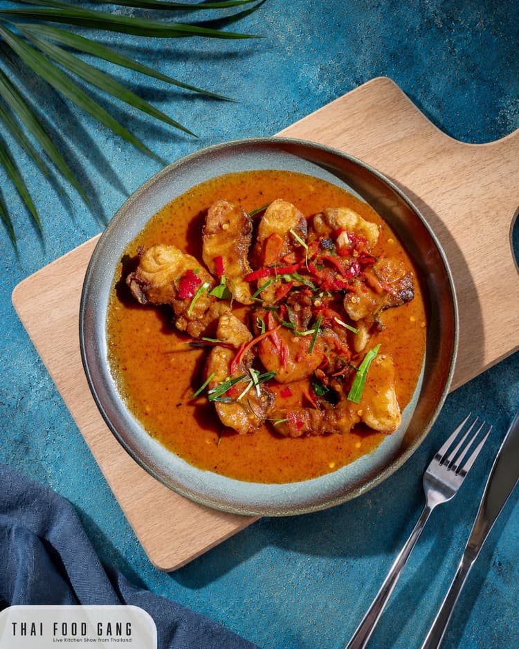 Choo Chee Pla (Served with Jasmine Rice) - Fish