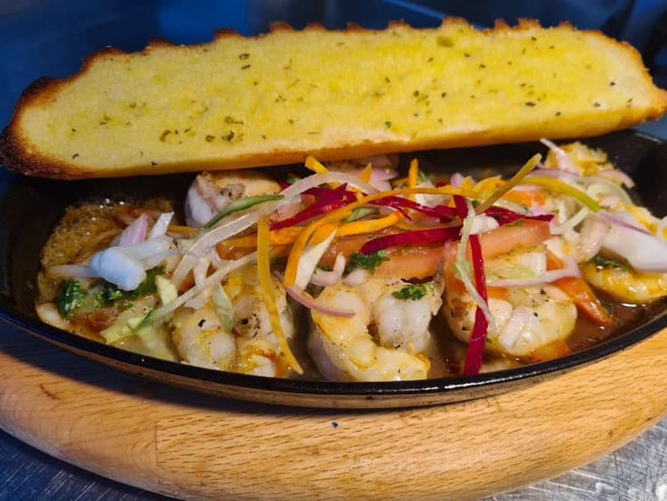 Sizzling Fish, Prawn & Calamari