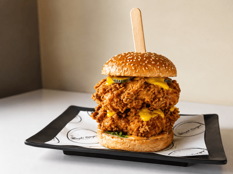DOUBLE CHICKEN BURGER