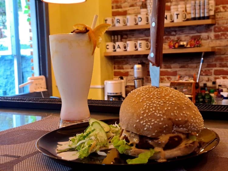 Hawaiian Lamb Burger