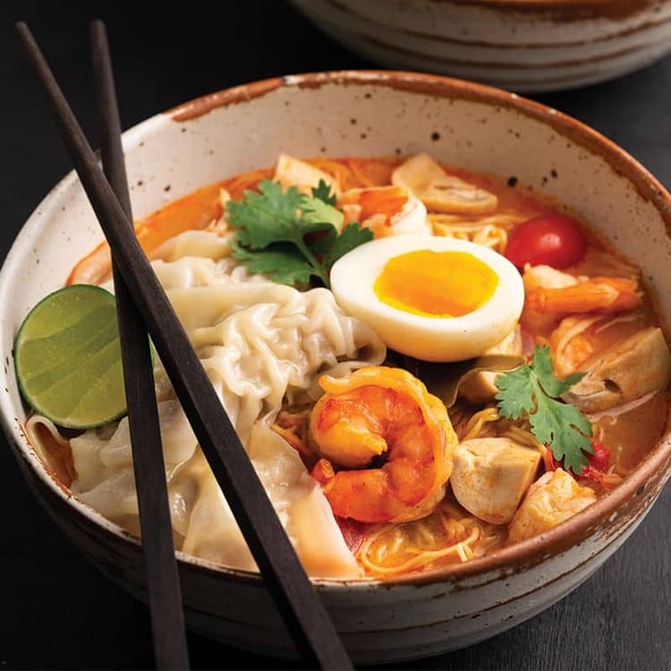 Spicy Shrimps Gyoza Noodle Soup