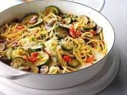 Linguini Marinara - Veg