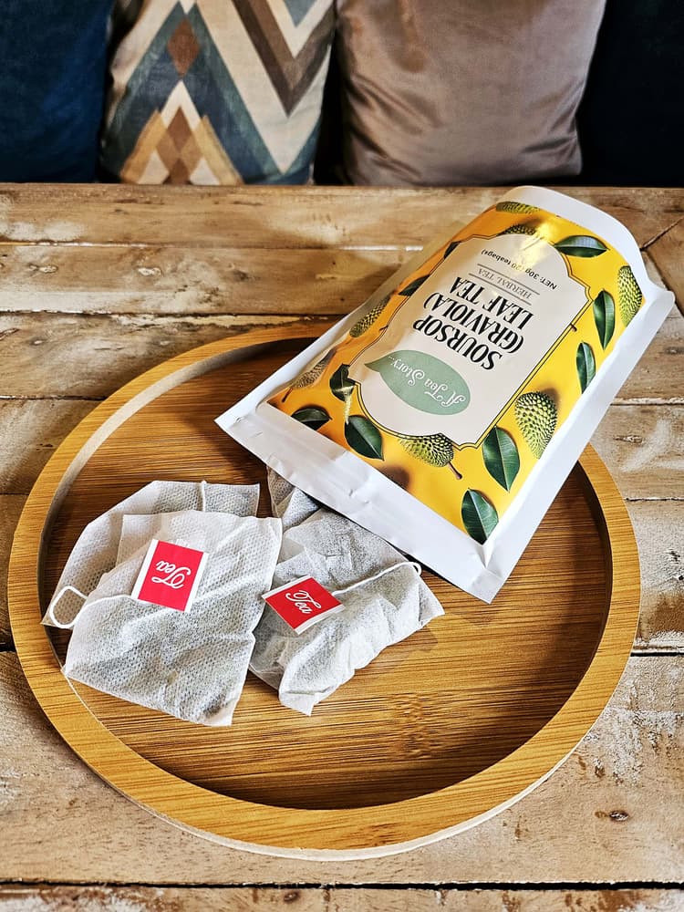 Soursoup tea