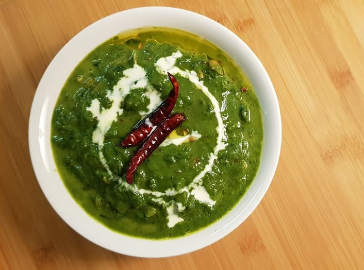 Bhuna Saag