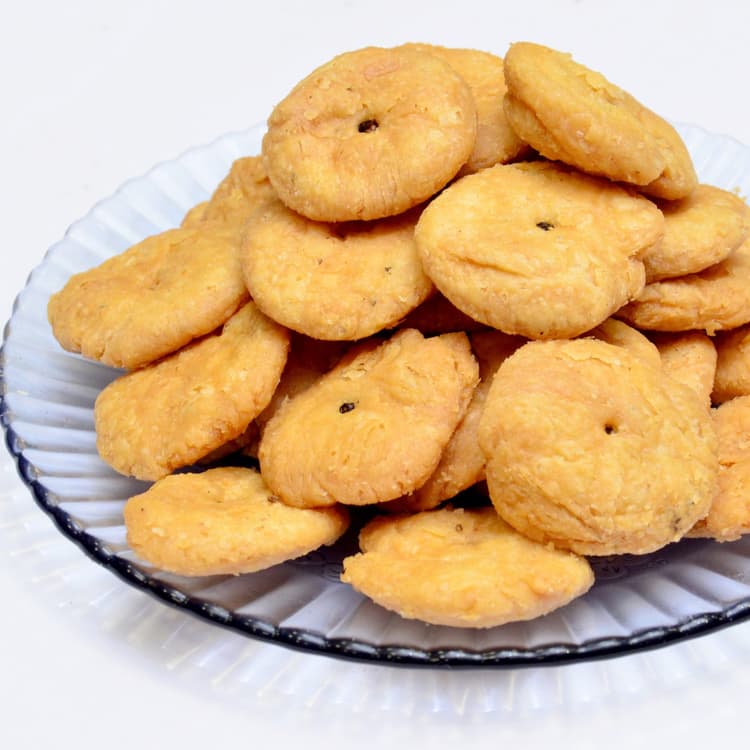 Kali Mirch Mathri 250g