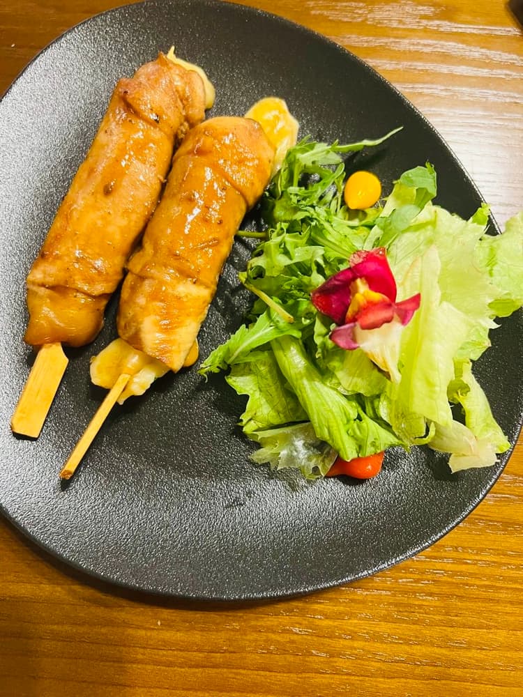 Brochette Poulet / Fromage, sauce Yakitori