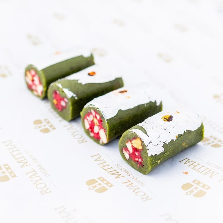 Dry Fruit Pista Roll