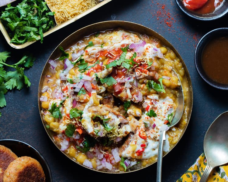 Aloo Tikki Chaat
