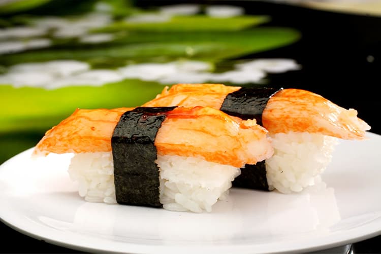 Korean Style Shrimp and Clam Sushi