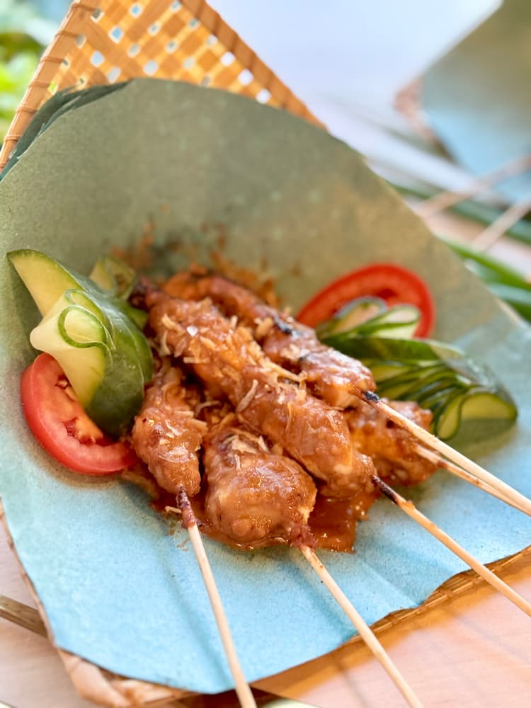 Sate Ayam - Chicken Skewers with Peanut Sauce