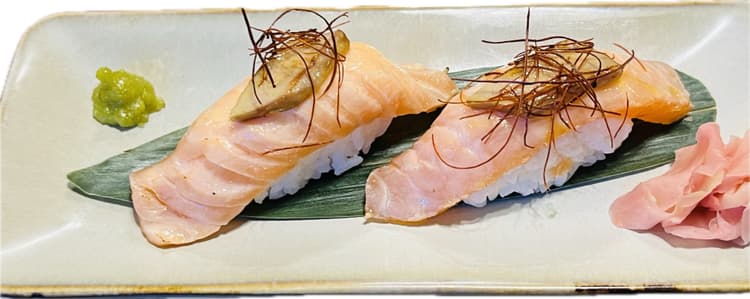 Nigiri Saumon grillé / Foie gras