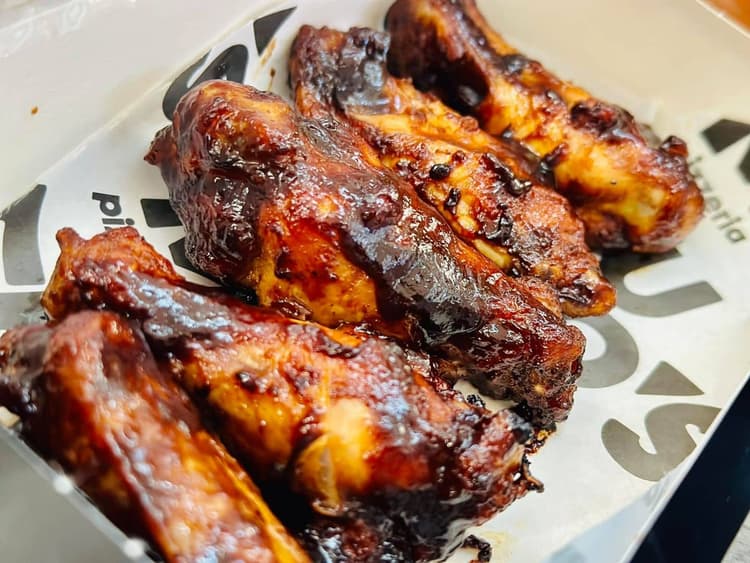 Smokey/BBQ Chicken Wing