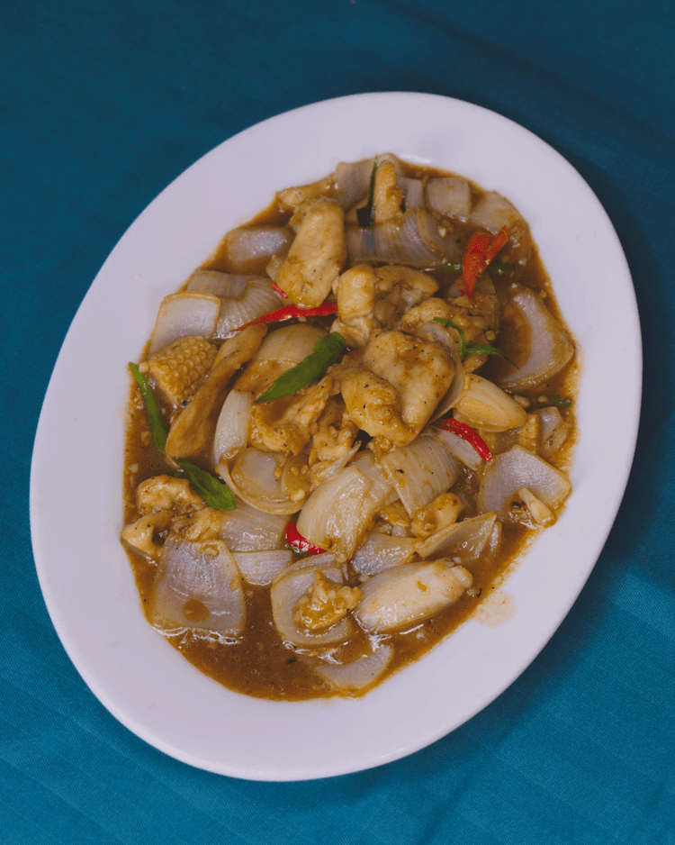 Poulet Sauté Onion Piment