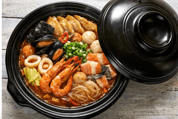 Seafood Hotpot (Japanese style) – couple
