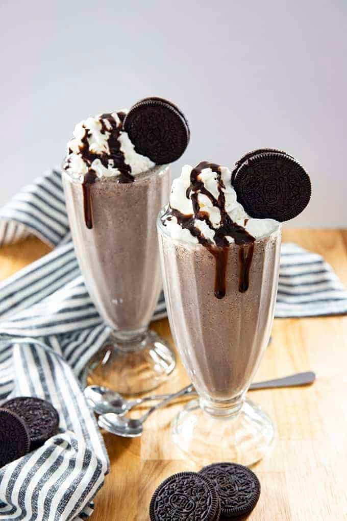 Vanilla Oreo Shake